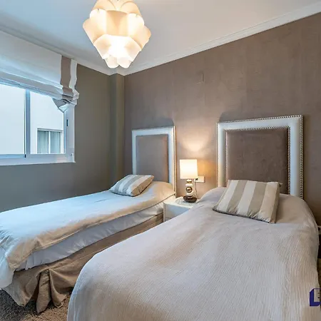 2br Puerto Banus Premium Location Apartment Marbella