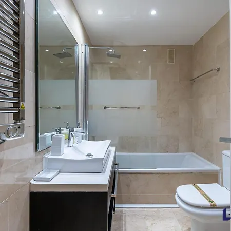 Апартаменти 2br Puerto Banus Premium Location *