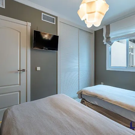 2br Puerto Banus Premium Location