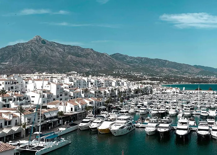 아파트 2br Puerto Banus Premium Location *