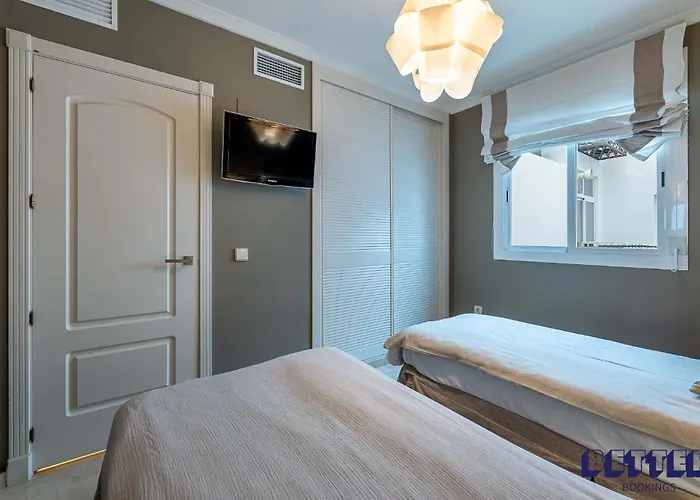 2br Puerto Banus Premium Location